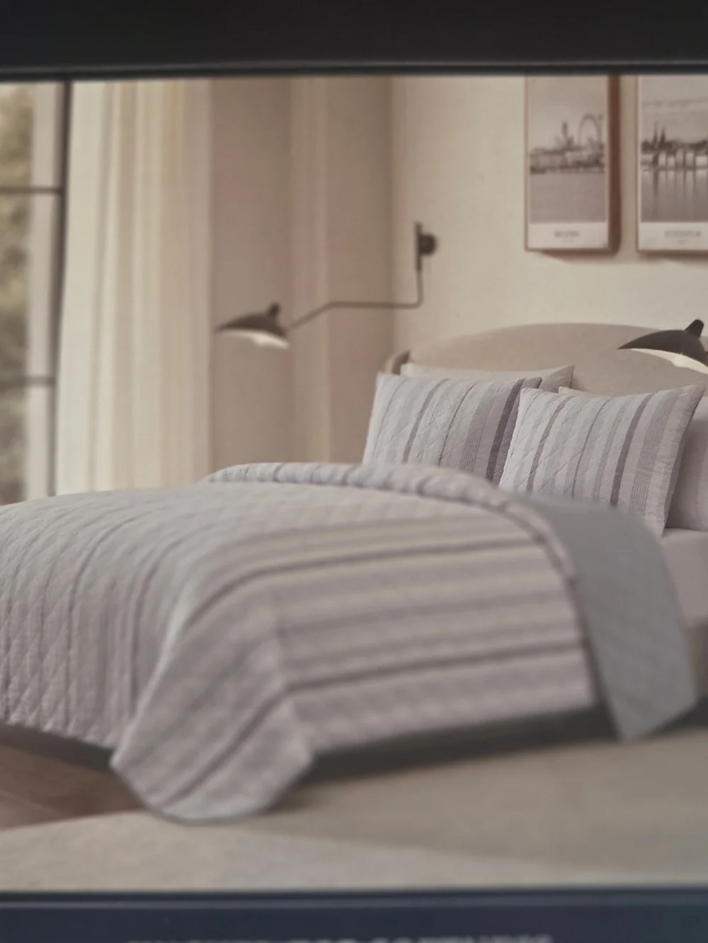 Brooks Brothers King Linen Cotton Quilt - White with Blue Stripe